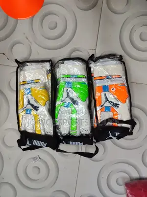 Puma Football Gloves