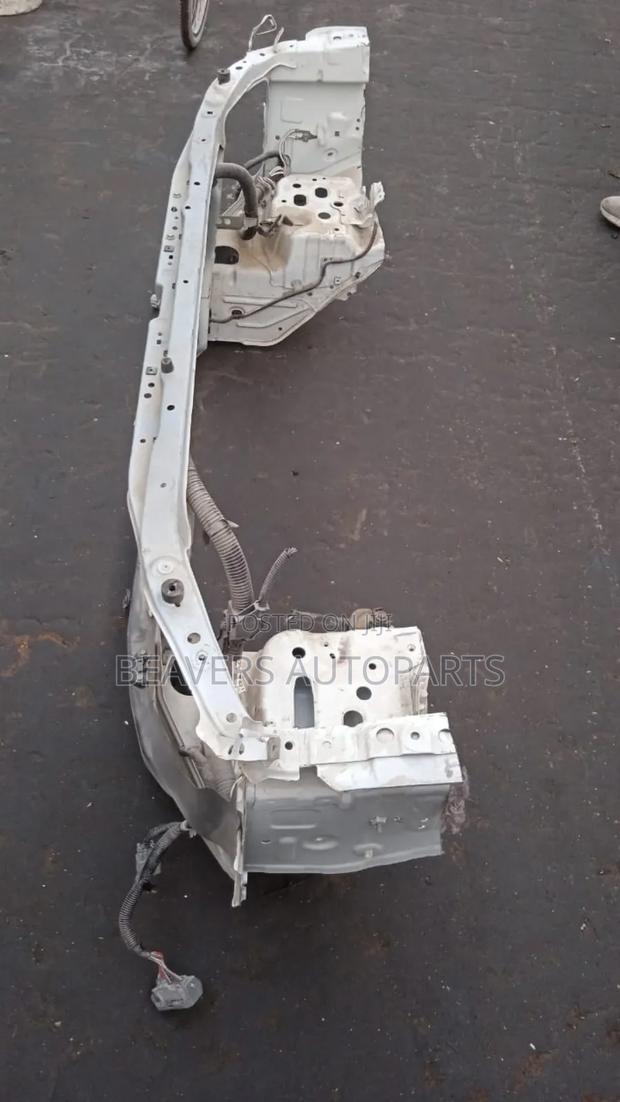 Prado J150 Nosecut Shell Radiator Panel