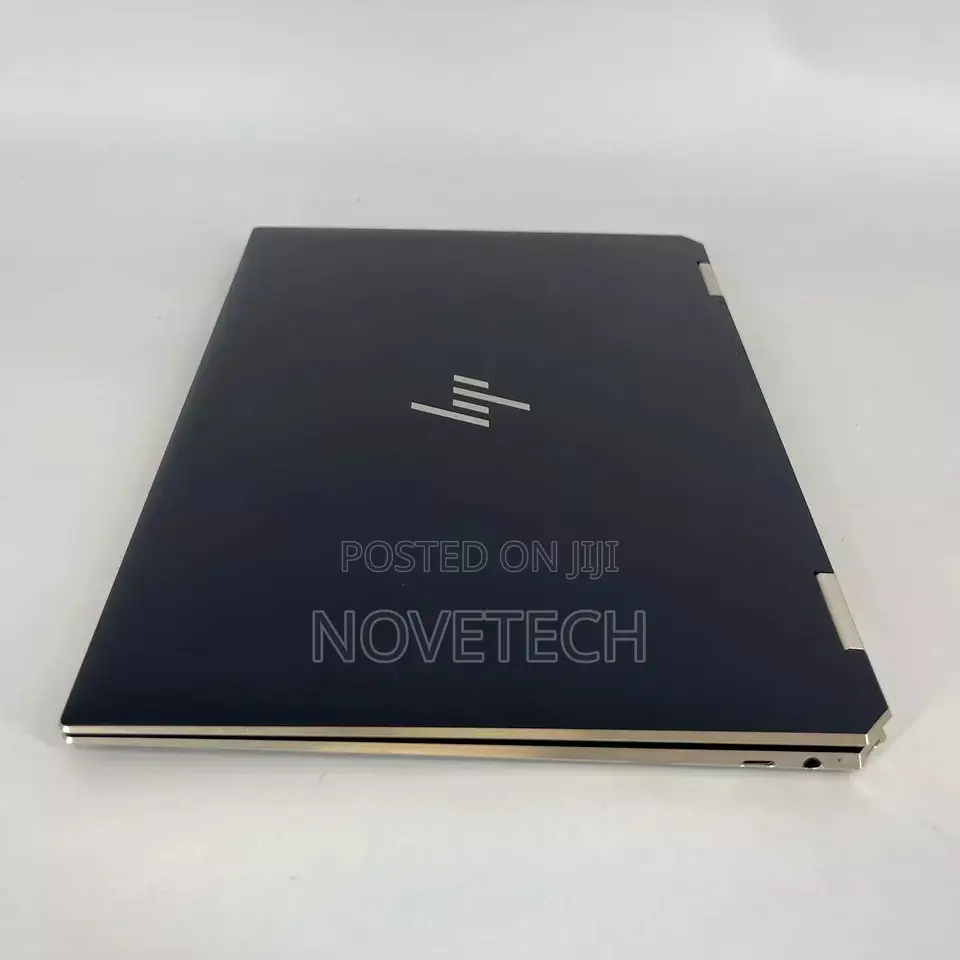 New Laptop HP Spectre X360 8GB Intel Core I5 SSD 512GB