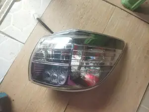 Toyota Wish 2014 Taillamp