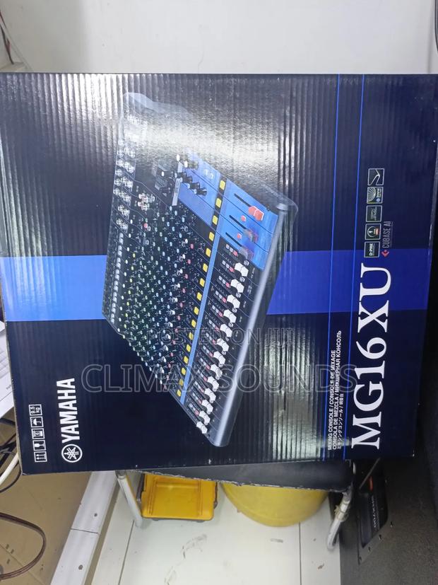 Plain Mixer Yamaha Mg16xu