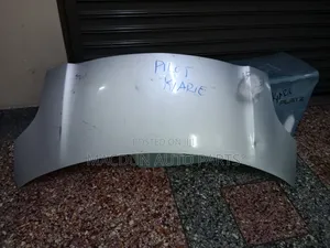 Toyota Vitz 2005/2008 Bonnets