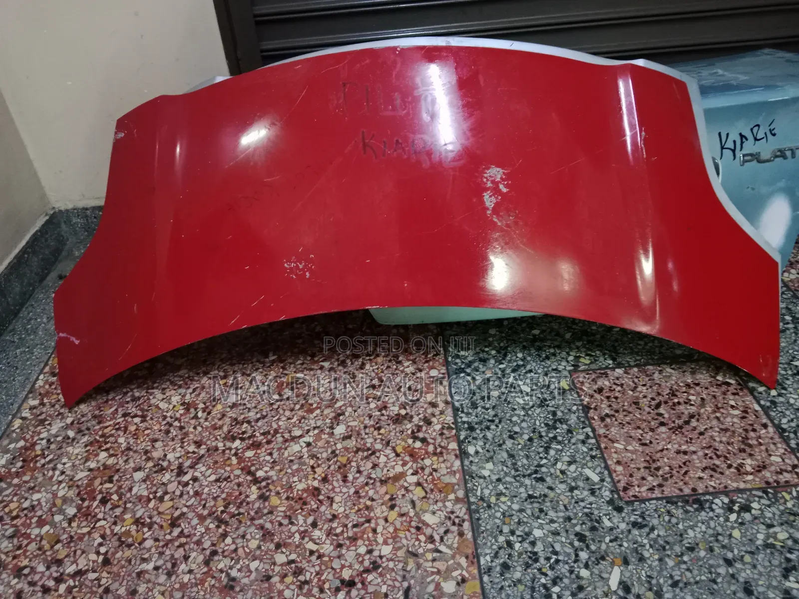 Toyota Vitz 2005/2008 Bonnets