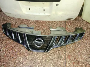 Nisan Murano Grill