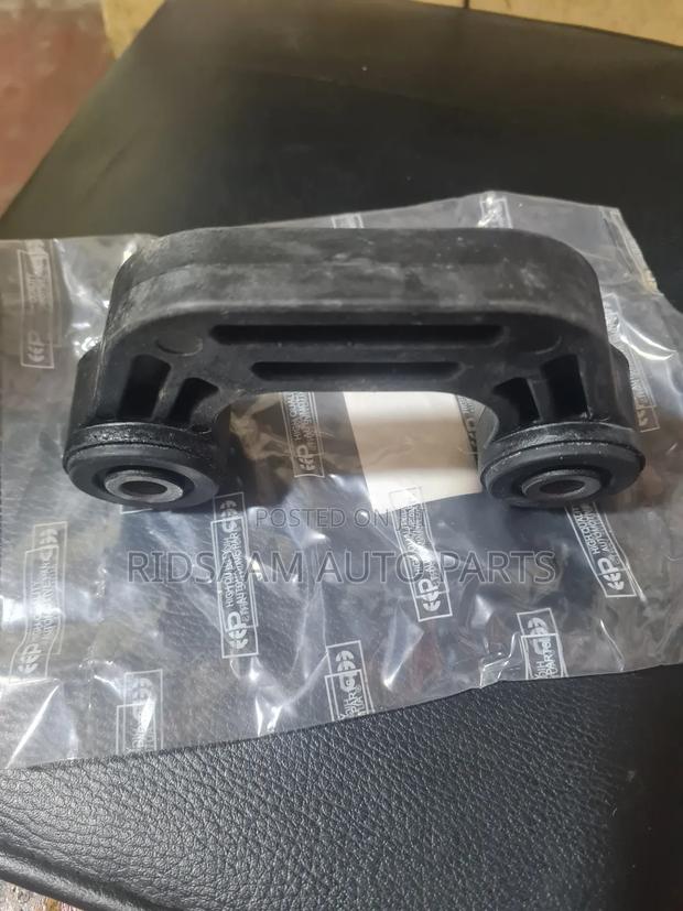 Rear Subaru Stabiliser Link - thumbnail 2