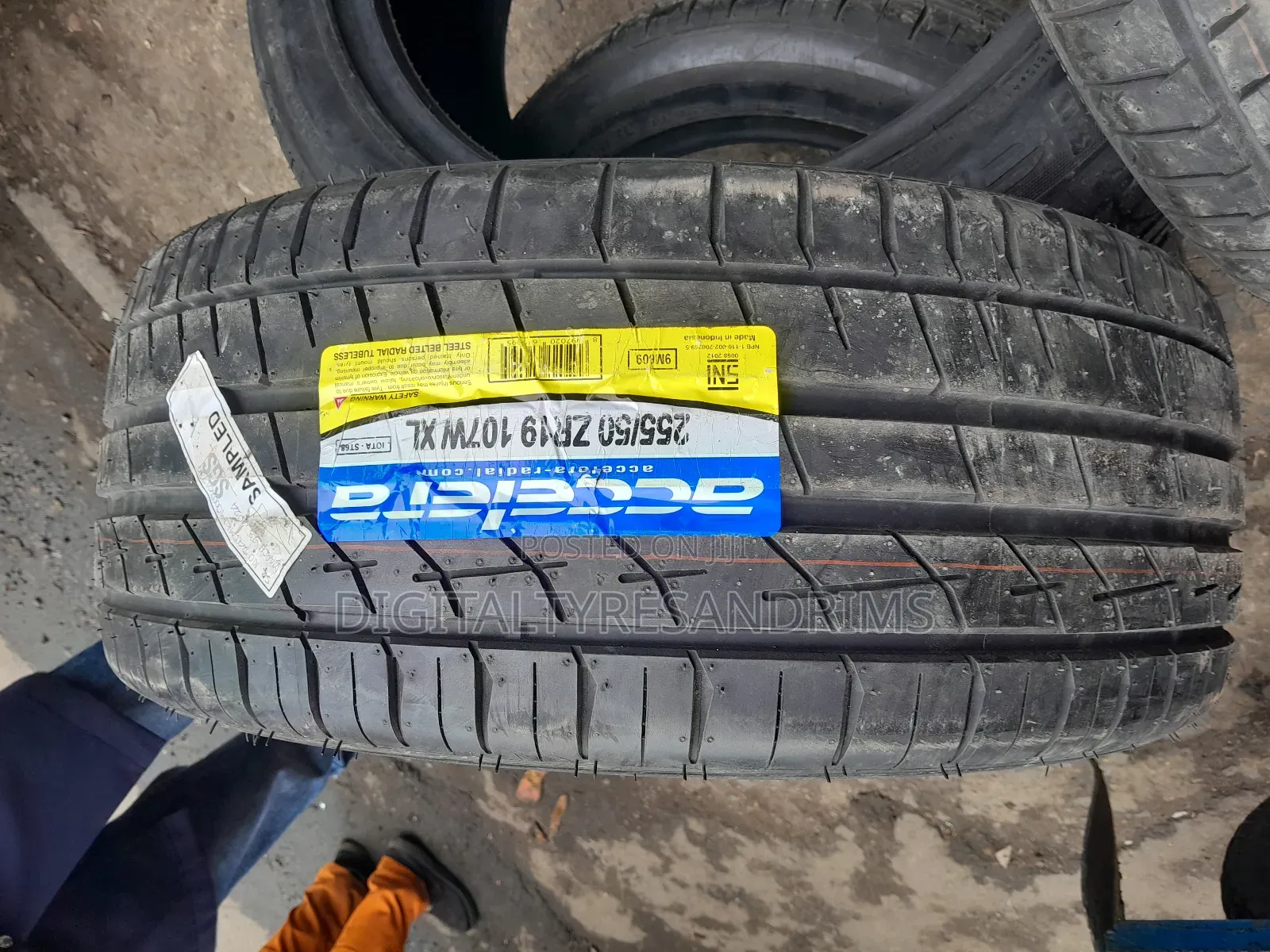 255/50r19 Accelera Tyres Made in Indonesia Brand New