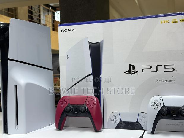 Ps5 Slim Used Two Pads - thumbnail 2