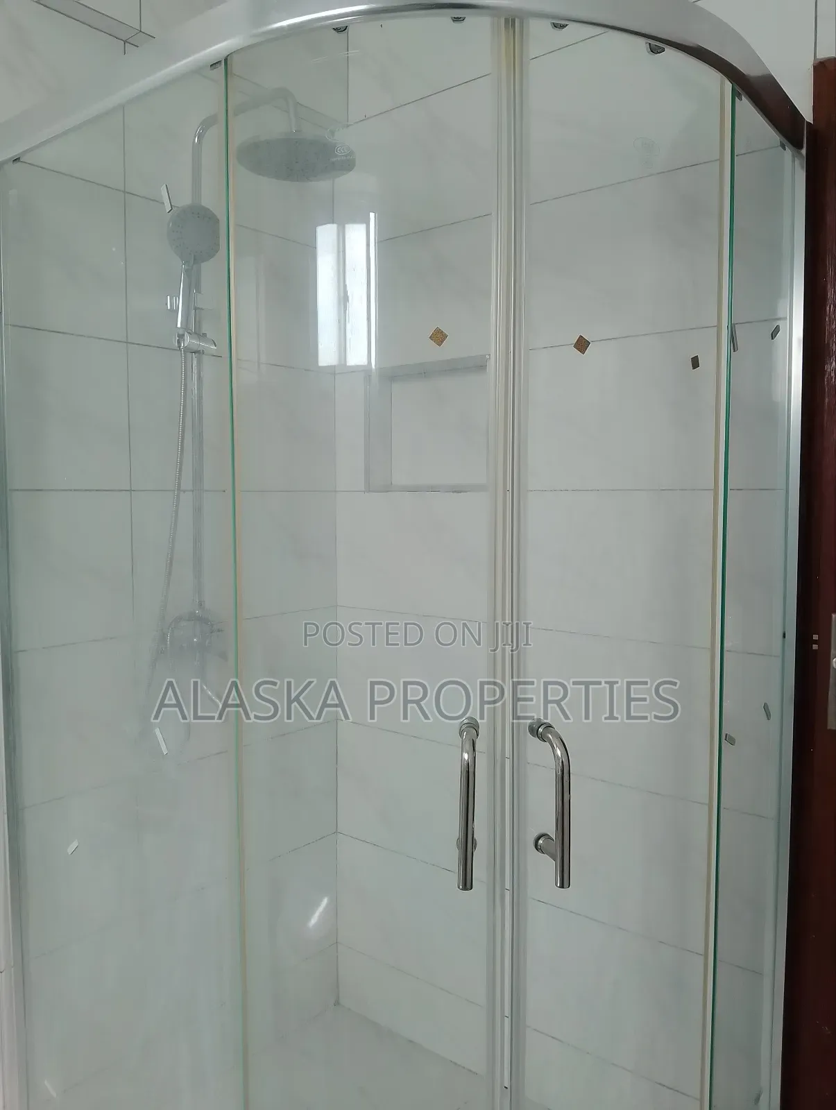 3bdrm Apartment in Beach Road Estate, Nyali for sale