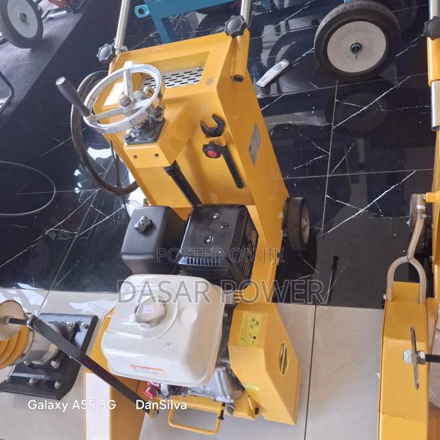 18inch Concrete Cutter - thumbnail 4