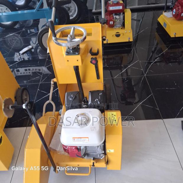 14inch Concrete Cutter Machine. - thumbnail 2