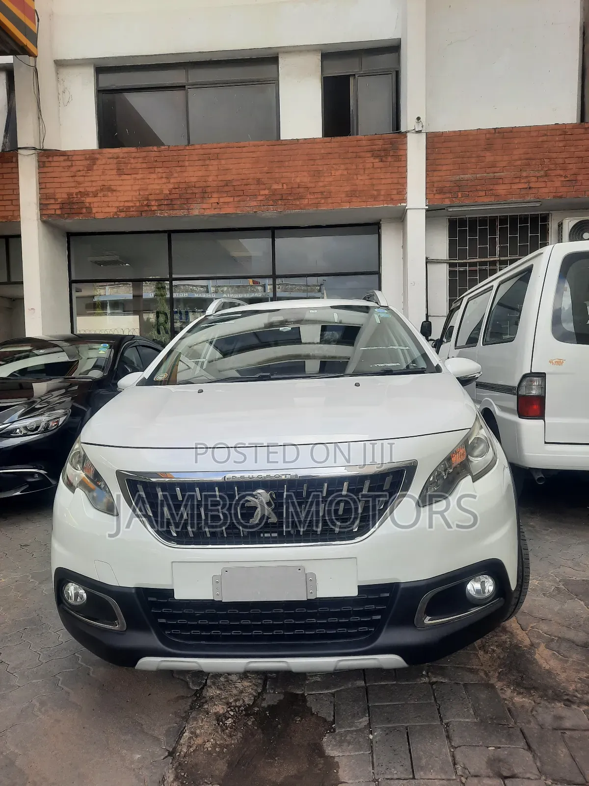 Peugeot 2008 1.2 PureTech (110 Hp) 2018 White