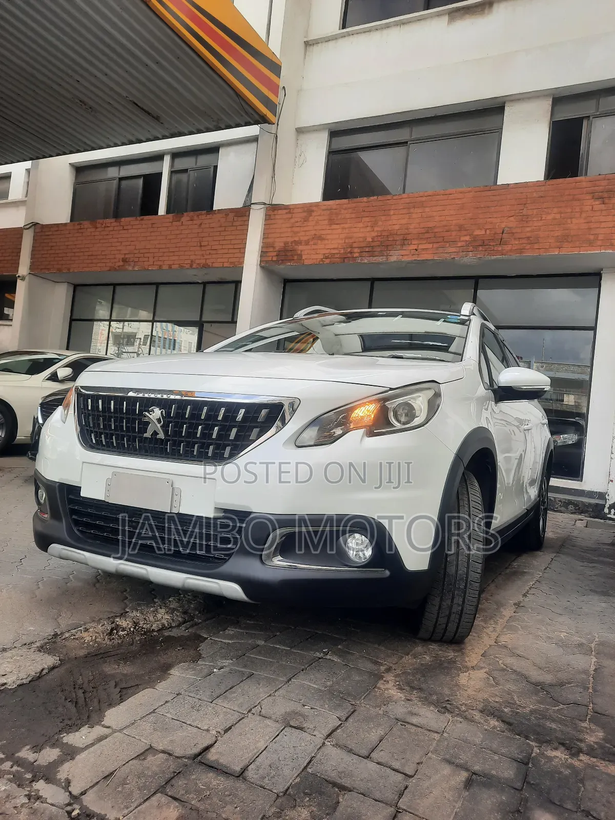 Peugeot 2008 1.2 PureTech (110 Hp) 2018 White