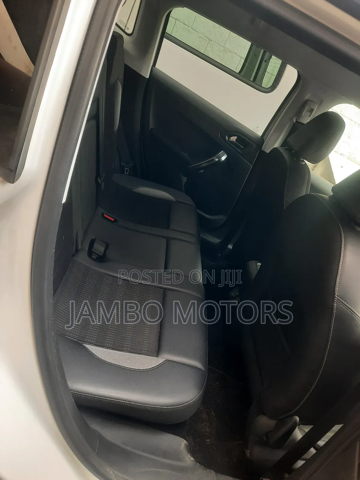 Peugeot 2008 1.2 PureTech (110 Hp) 2018 White