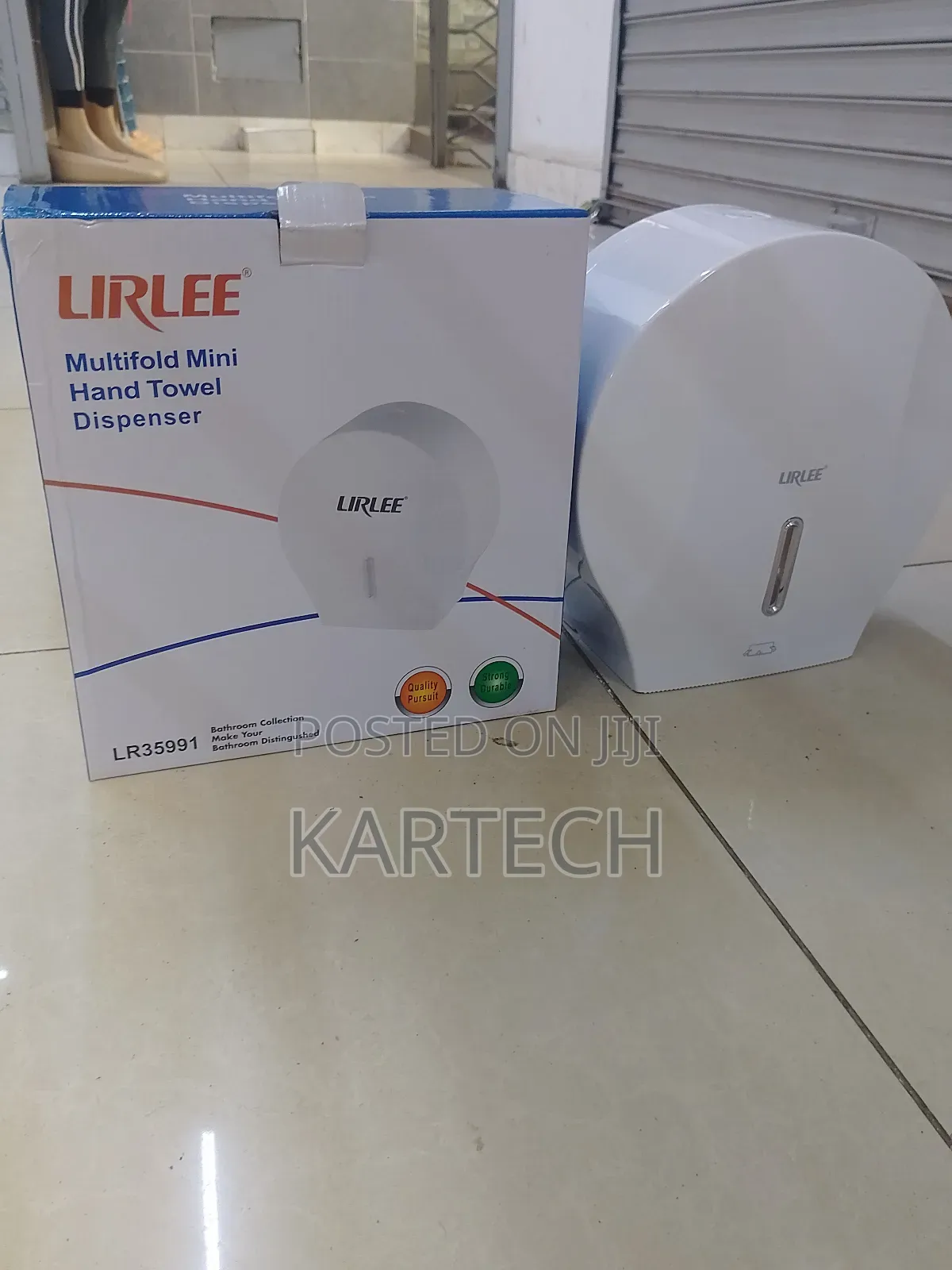Lirlee Jumbo Tissue Holder