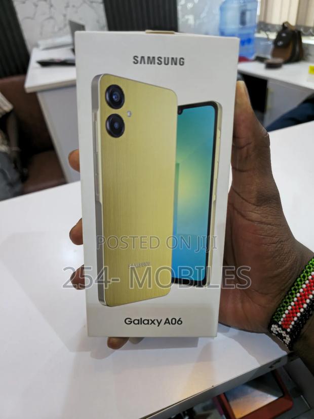New Samsung Galaxy A06 128 GB Yellow - thumbnail 2