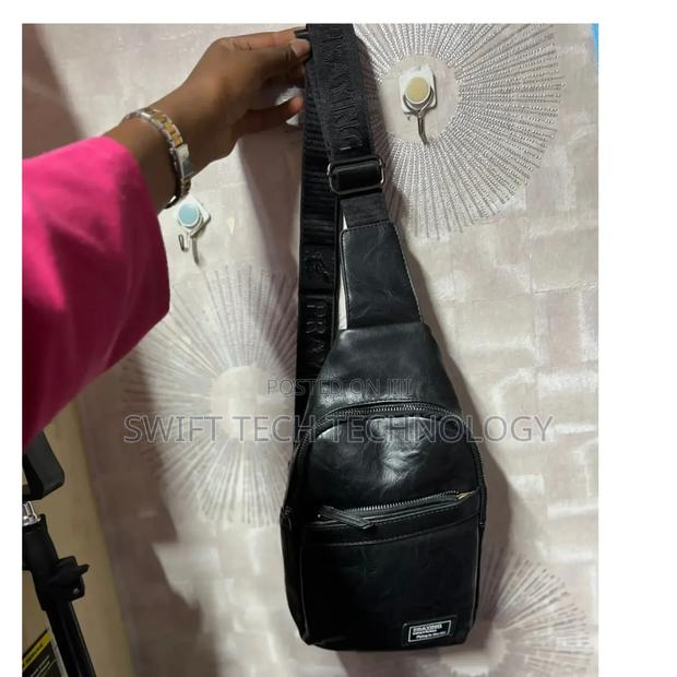 Chest Bag / Leather Bag - main view