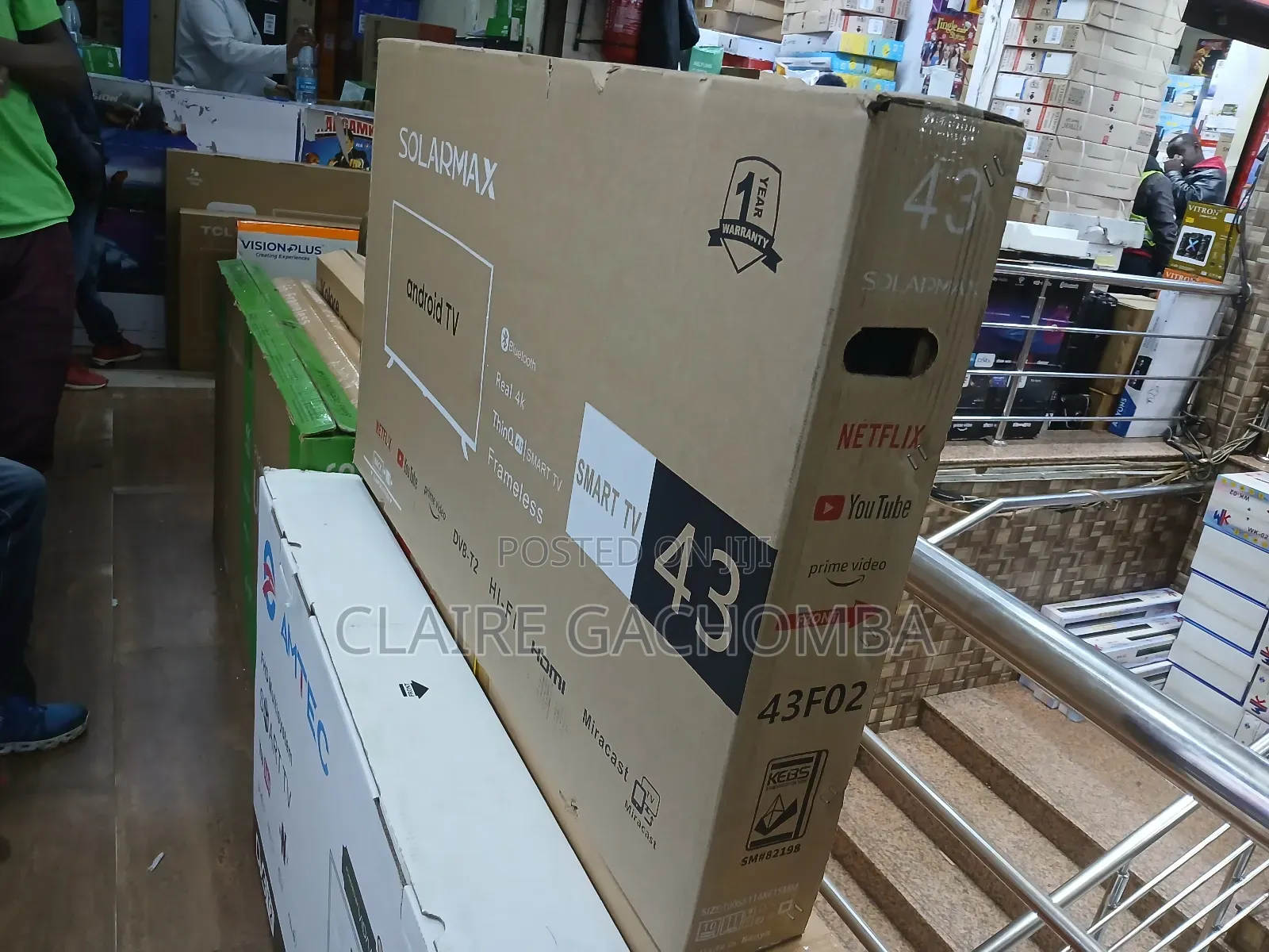 43" Smart Frameless Tv Solarmax