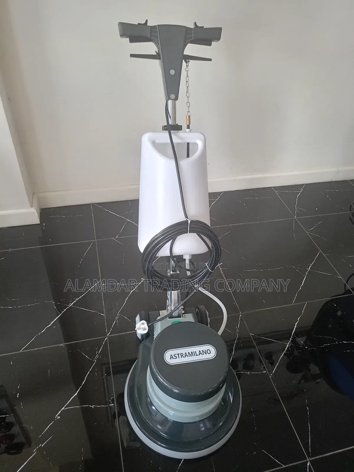 Floor Scrubber/ Cleaner