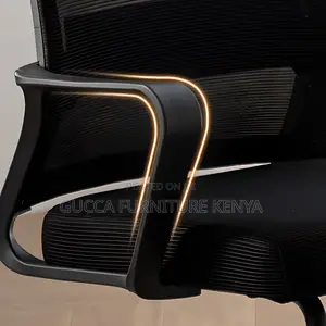 Office Chairs: Simple Black Mesh Conference Room Table Chair