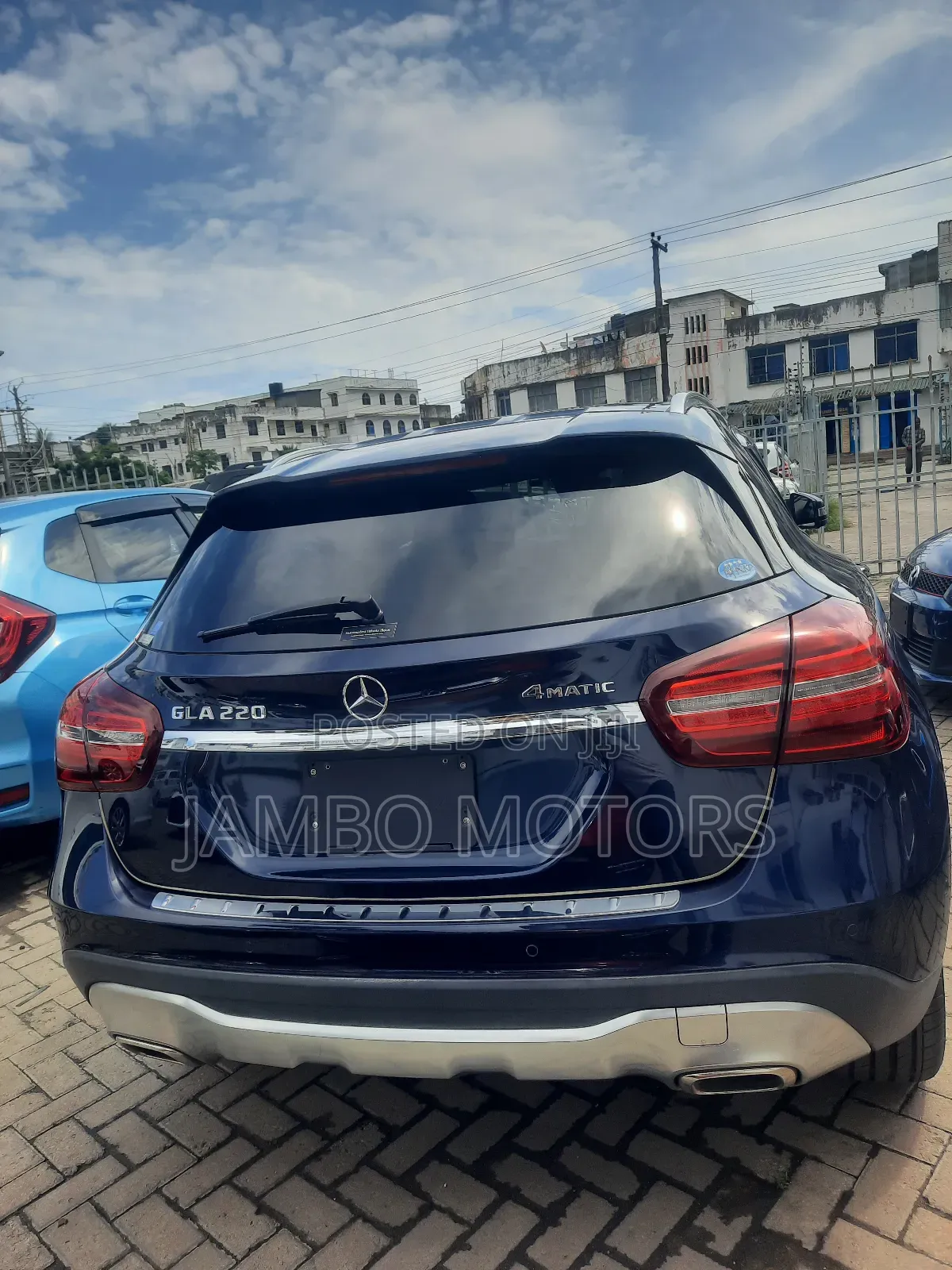 Mercedes-Benz GLA-Class 2018 Blue