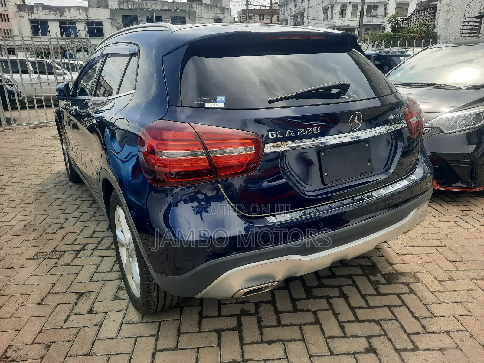 Mercedes-Benz GLA-Class 2018 Blue