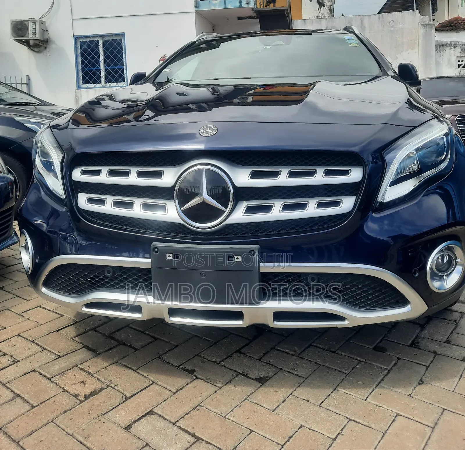 Mercedes-Benz GLA-Class 2018 Blue