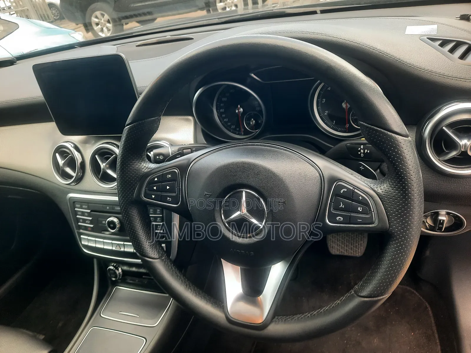 Mercedes-Benz GLA-Class 2018 Blue