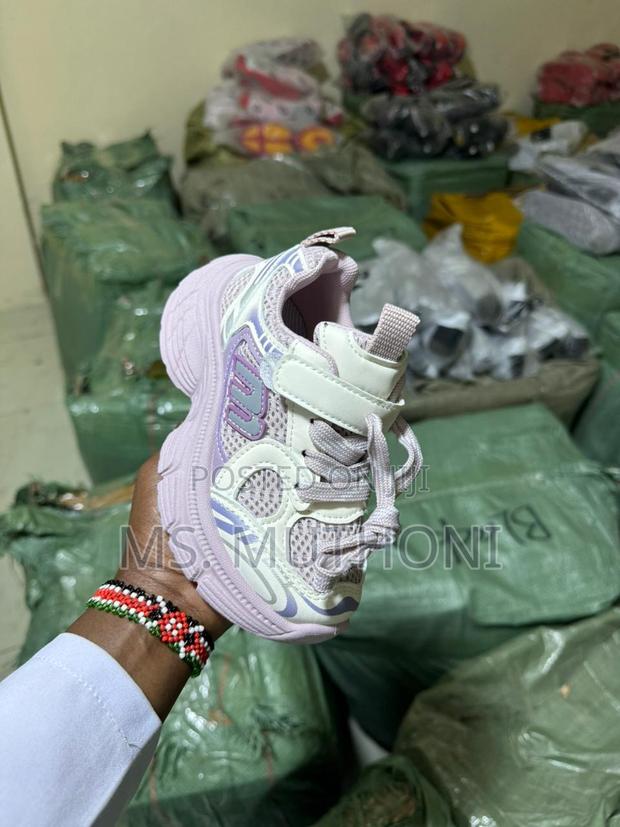 Unisex Kids Sneakers Size 25-35
