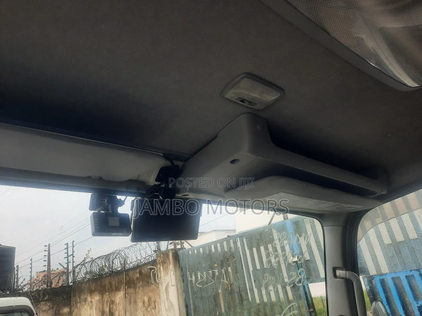 Isuzu ELF,