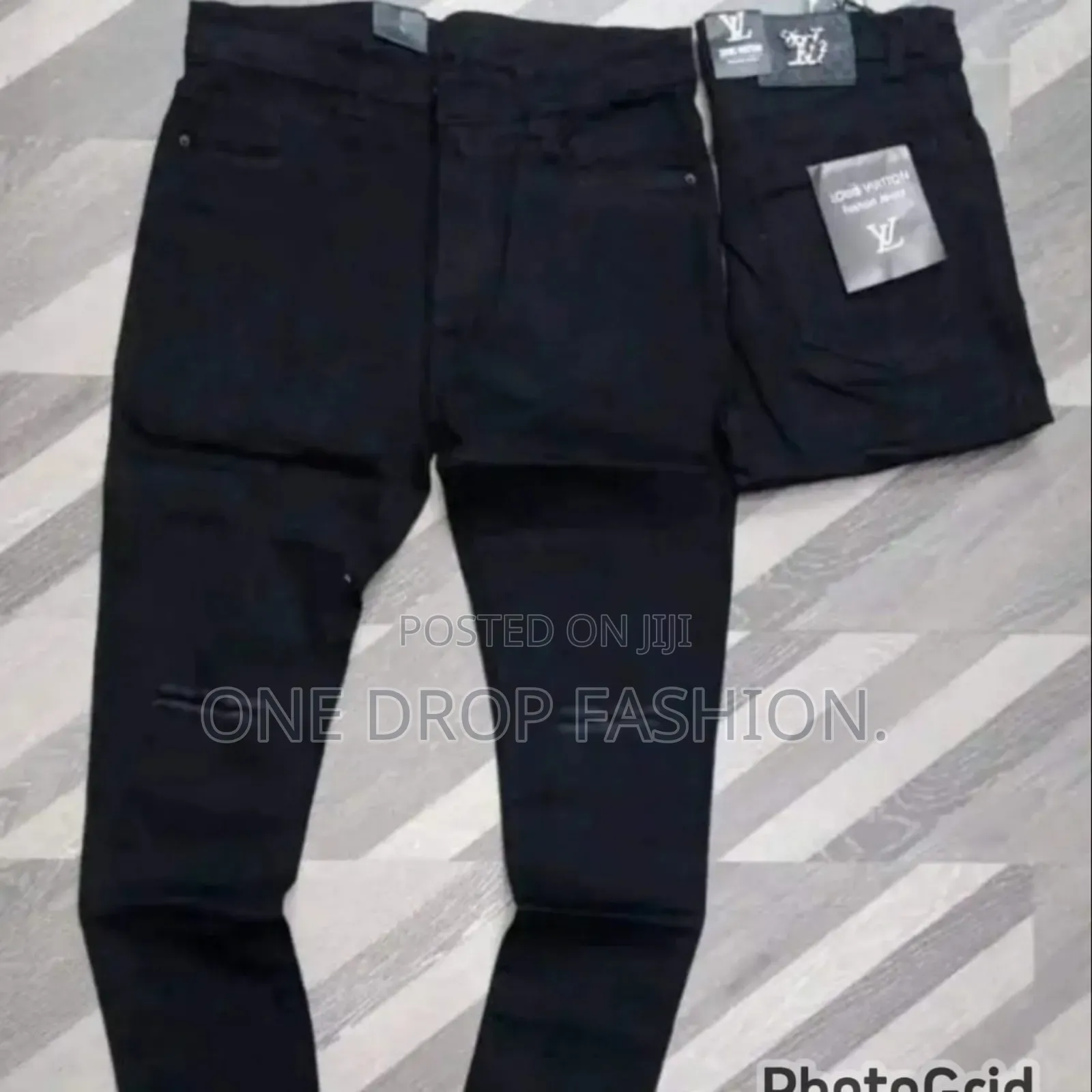 Ripped/Rugged Jeans A1