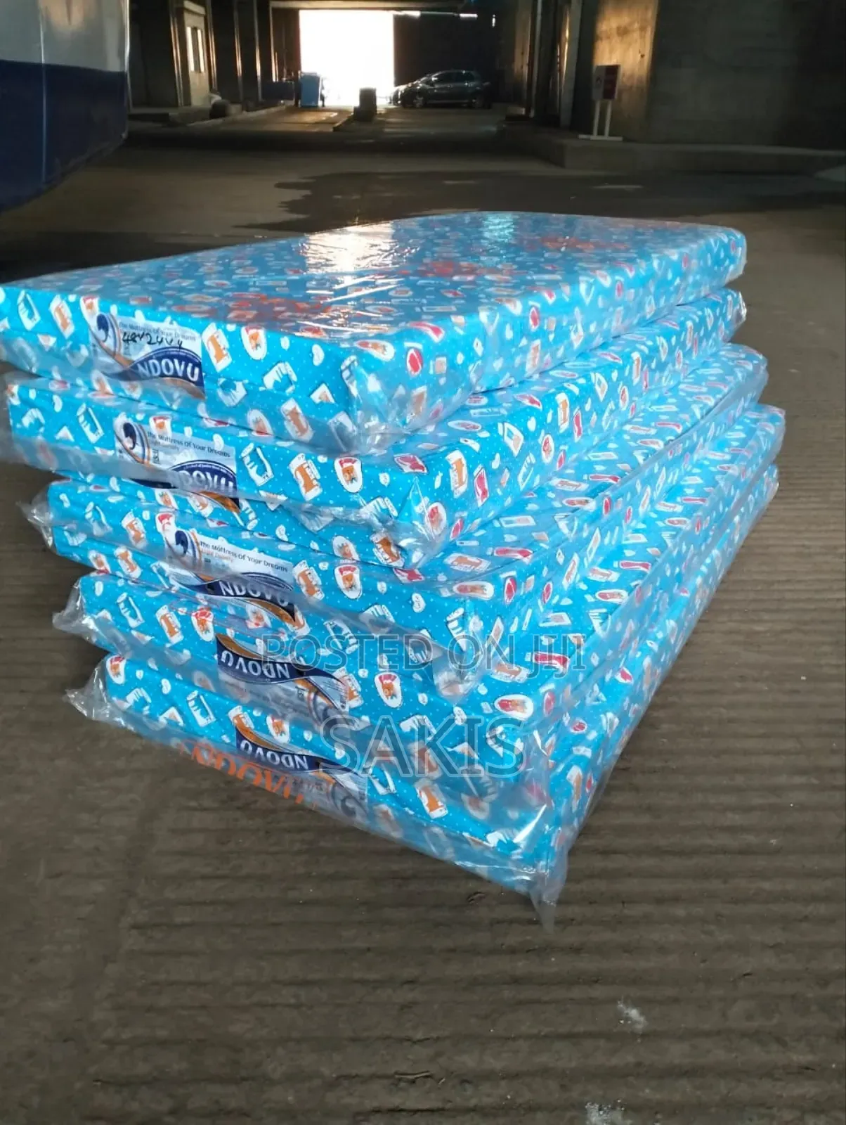 Ni Brain! Ndovu 4inch, 2 * 4, Infant Cot Mattresses. Tulete?