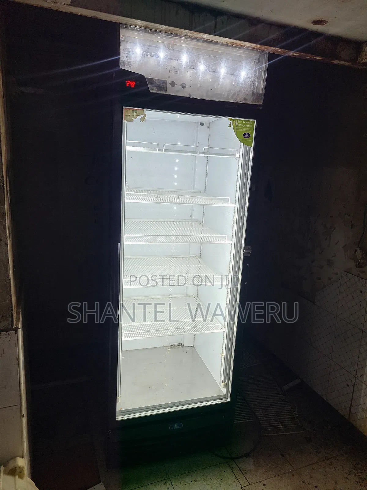 Exuk Showcase Fridge 600litres Display One.