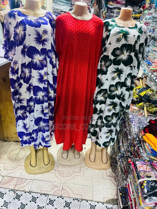 Very Beautiful Free Size Flowered Deras. - main view