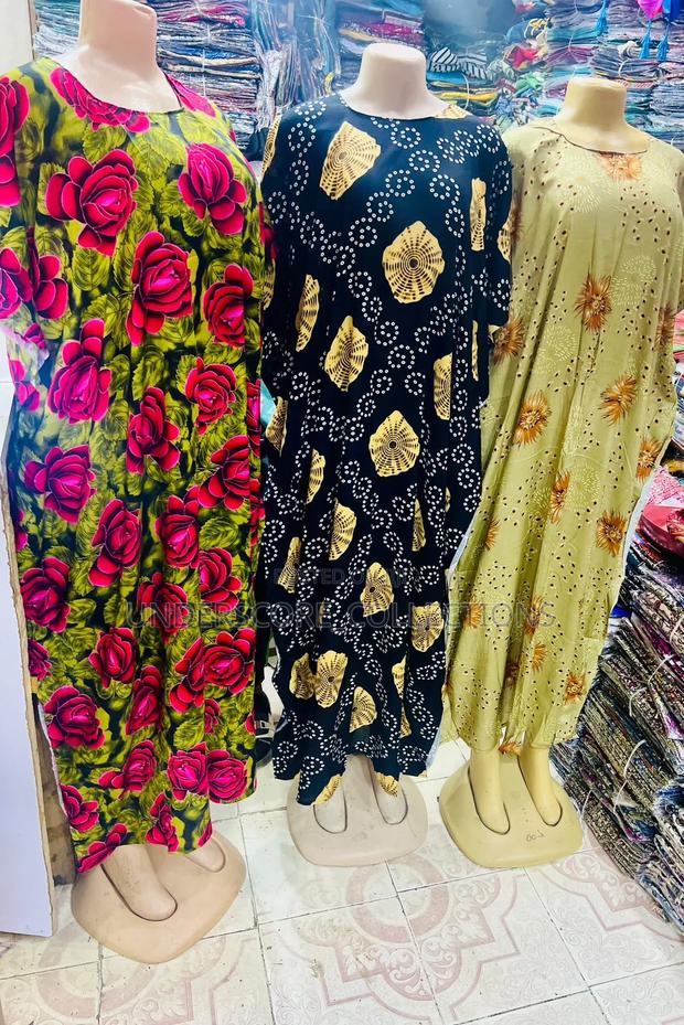 Very Beautiful Free Size Flowered Deras. - thumbnail 2