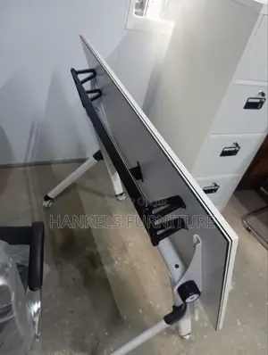 Trainers Foldable Table