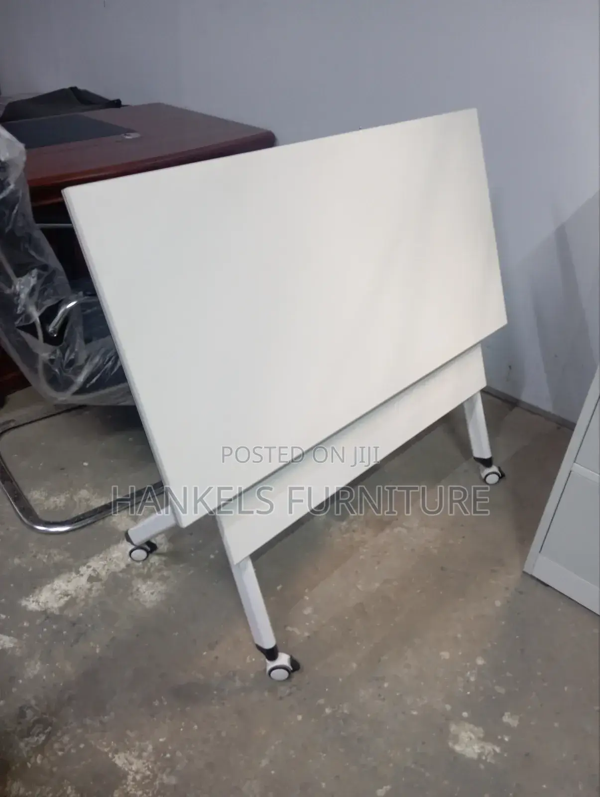 Trainers Foldable Table