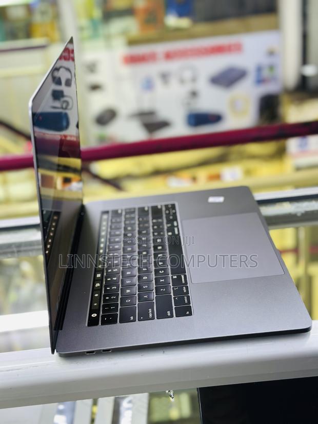 Laptop Apple MacBook 2018 32GB Intel Core I7 SSD 512GB - thumbnail 5