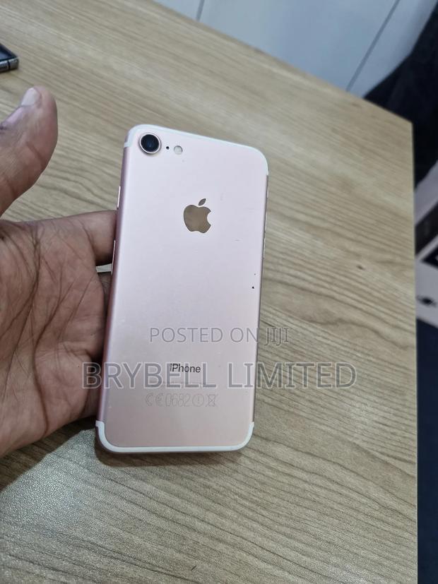 Apple iPhone 7 32 GB Gold - thumbnail 3