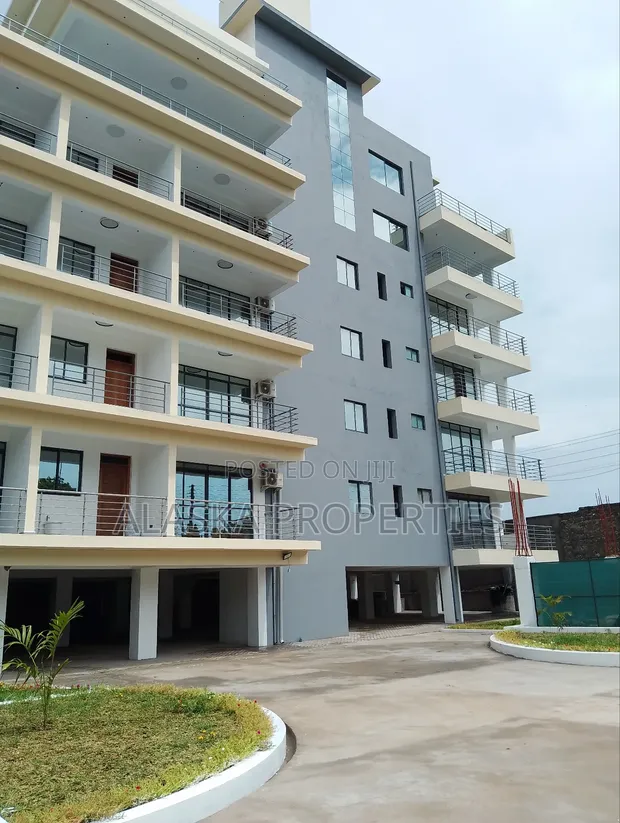 3bdrm Apartment in Beach Road Estate, Nyali for sale
