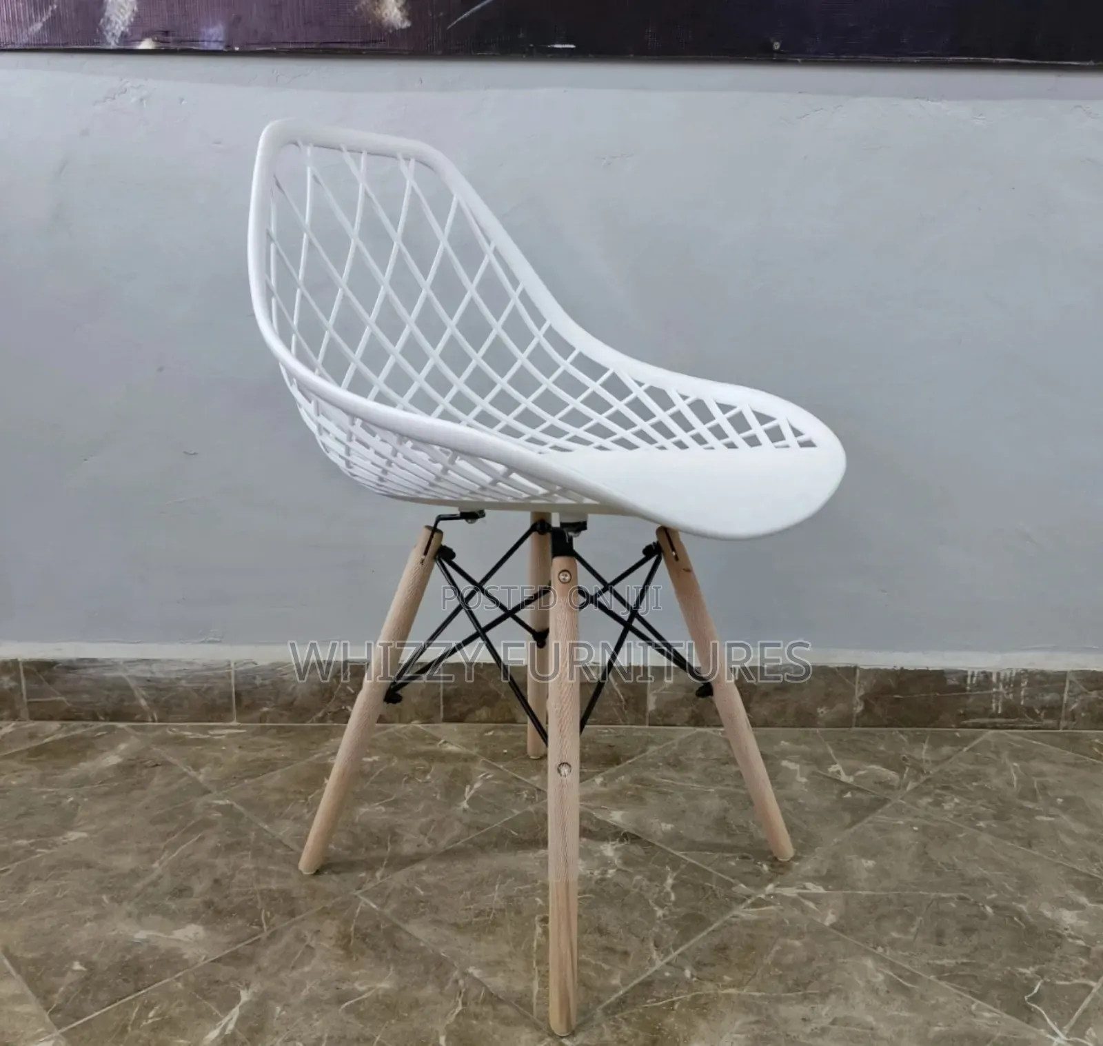 Mesh Eames Chair