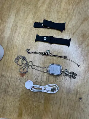 MW 18 Mini 36 Mm HD Display 2 Pair Strap and Stylish Chain