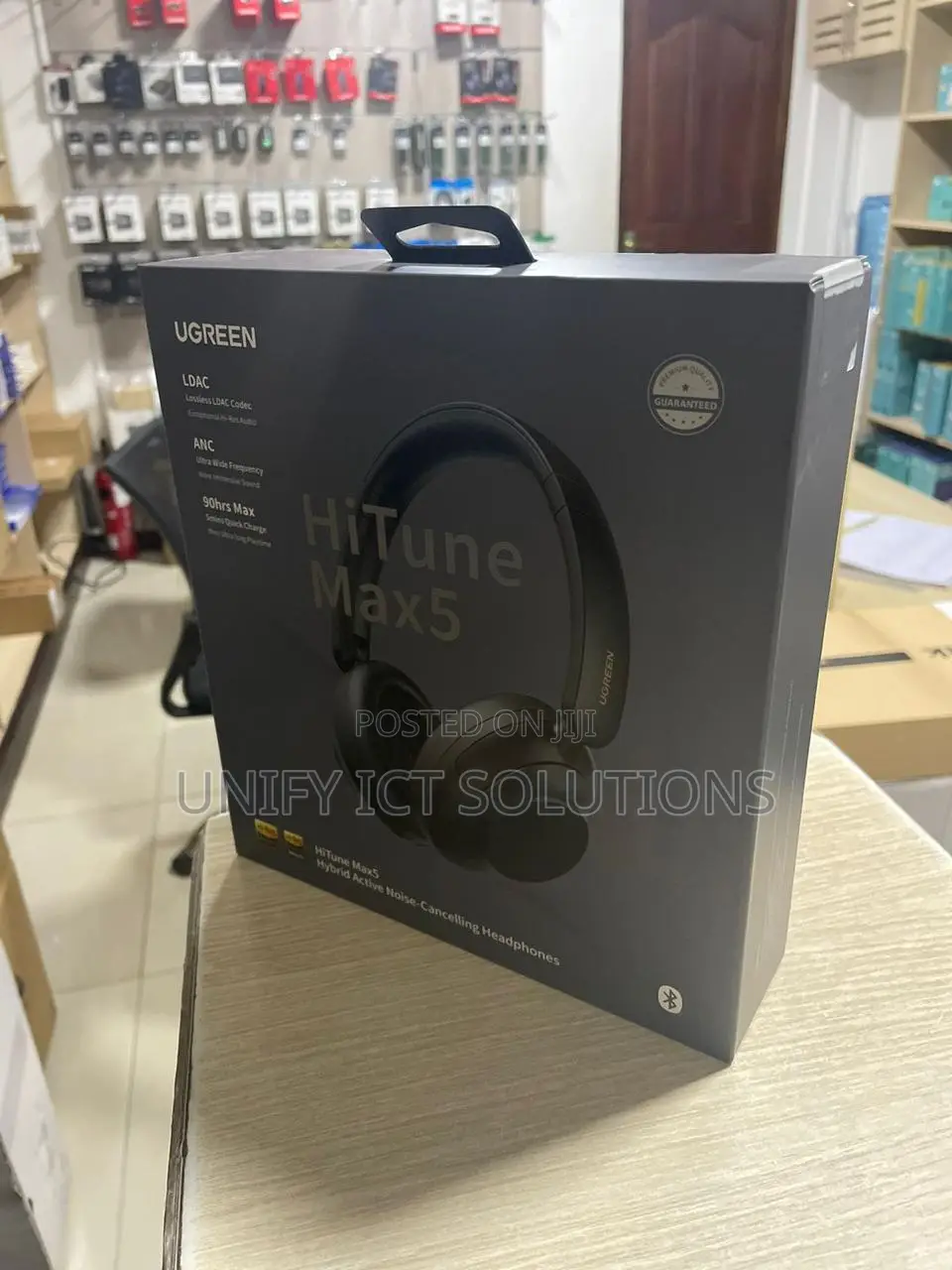 UGREEN Hitune Max5 Hybrid Active Noise-Cancelling Headphones