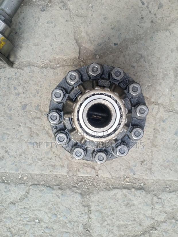Subaru Impreza Front Diff - thumbnail 2