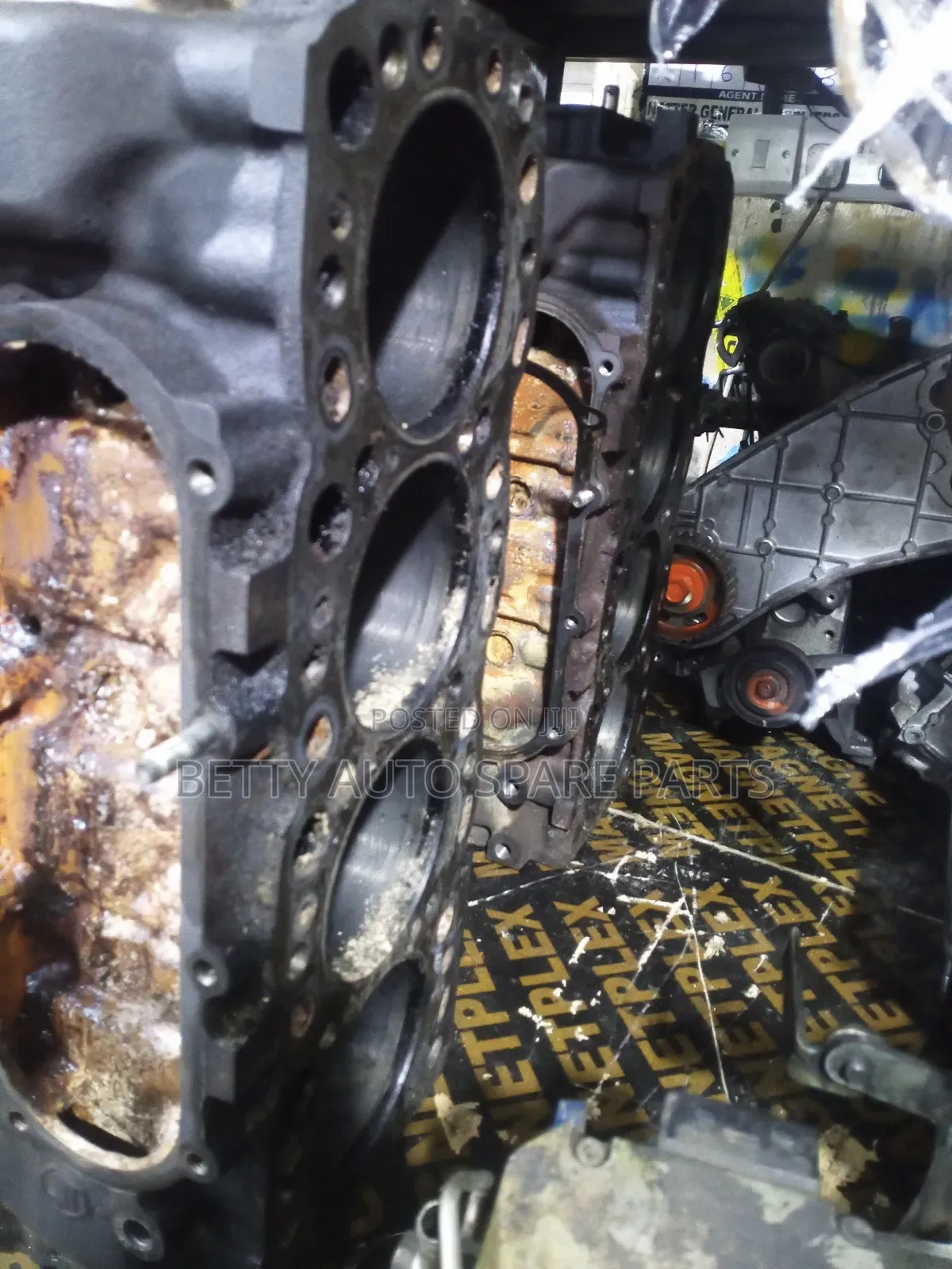 Toyota Hiace 5 L Block