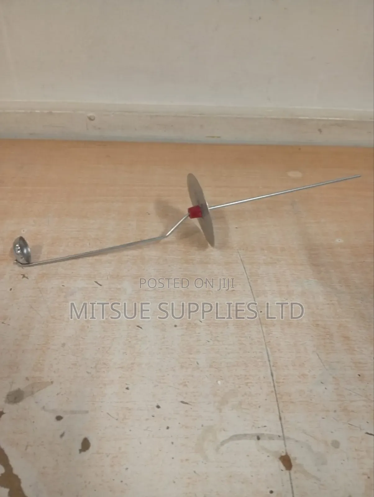 A Set of 4 Deflagrating Spoon With Lid
