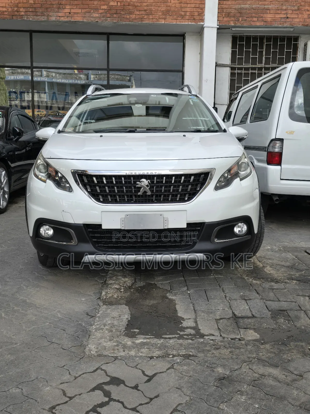 Peugeot 2008 1.2 PureTech (130 Hp) 2018 White