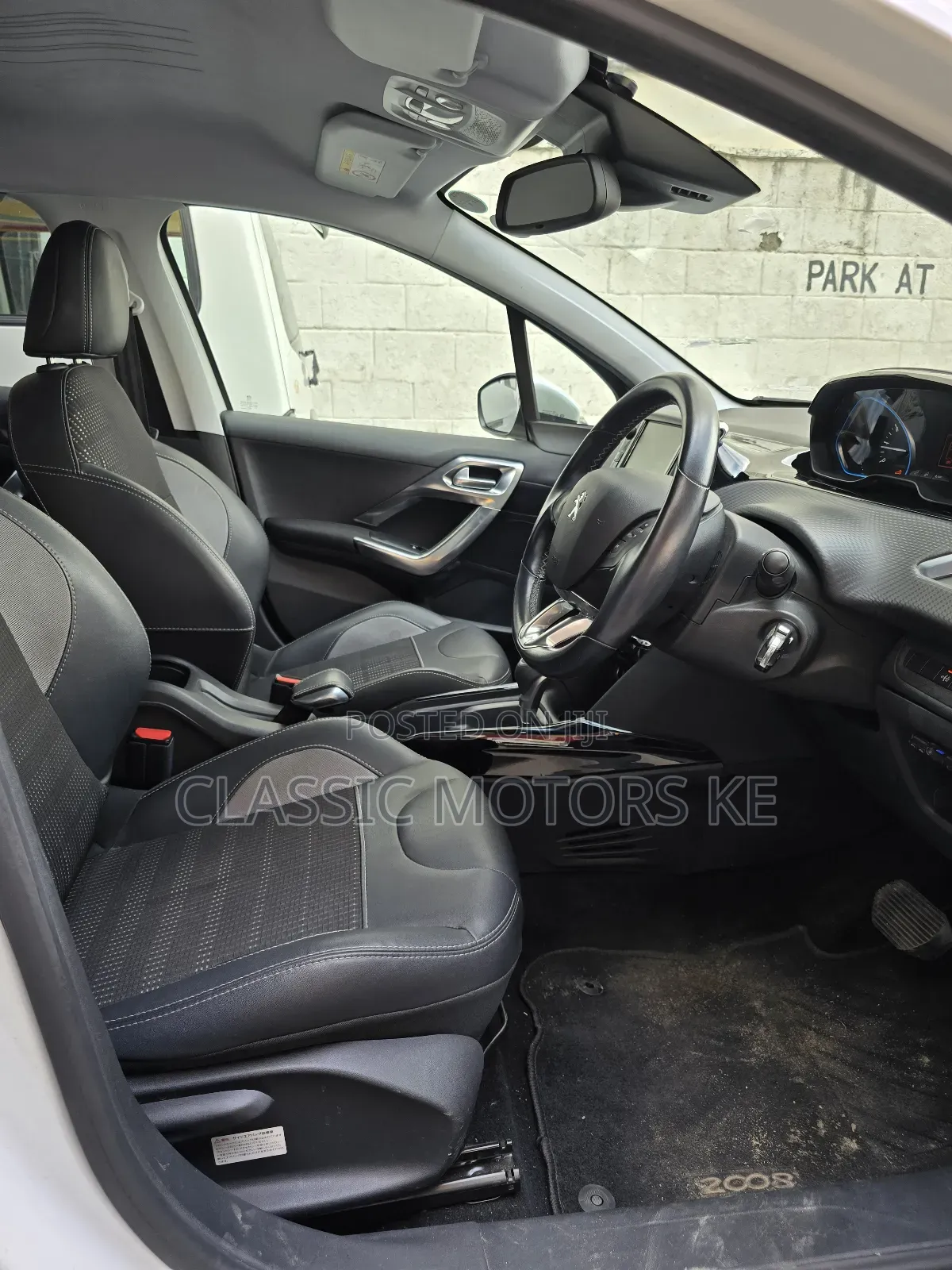 Peugeot 2008 1.2 PureTech (130 Hp) 2018 White