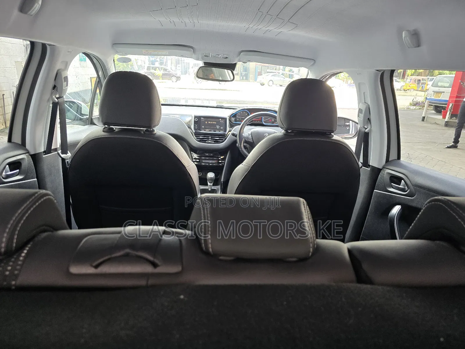 Peugeot 2008 1.2 PureTech (130 Hp) 2018 White