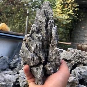 Aquarium Rocks Different Shapes - thumbnail 2