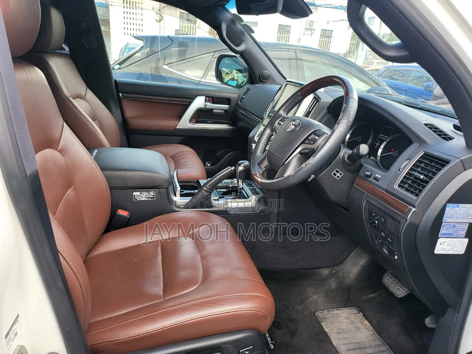 Toyota Land Cruiser 2017 White